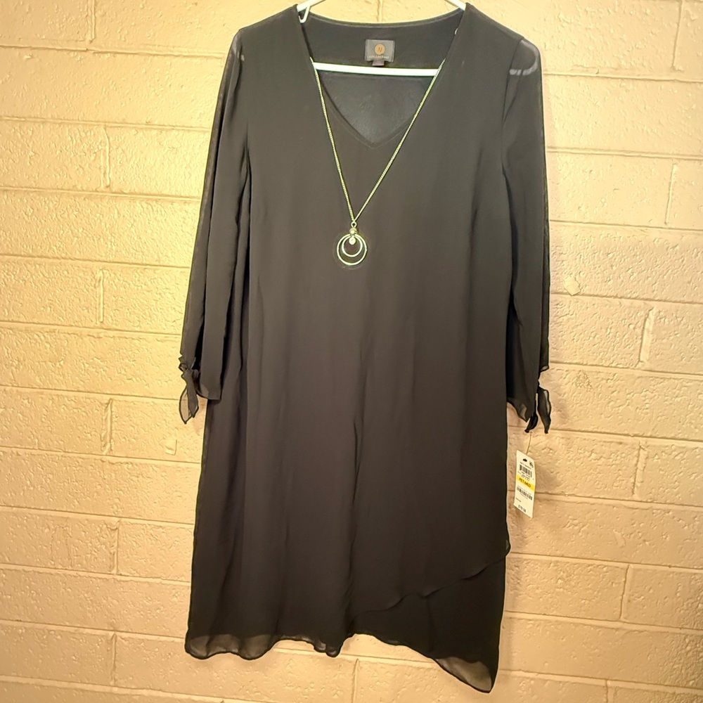 JM Collection Black Garment